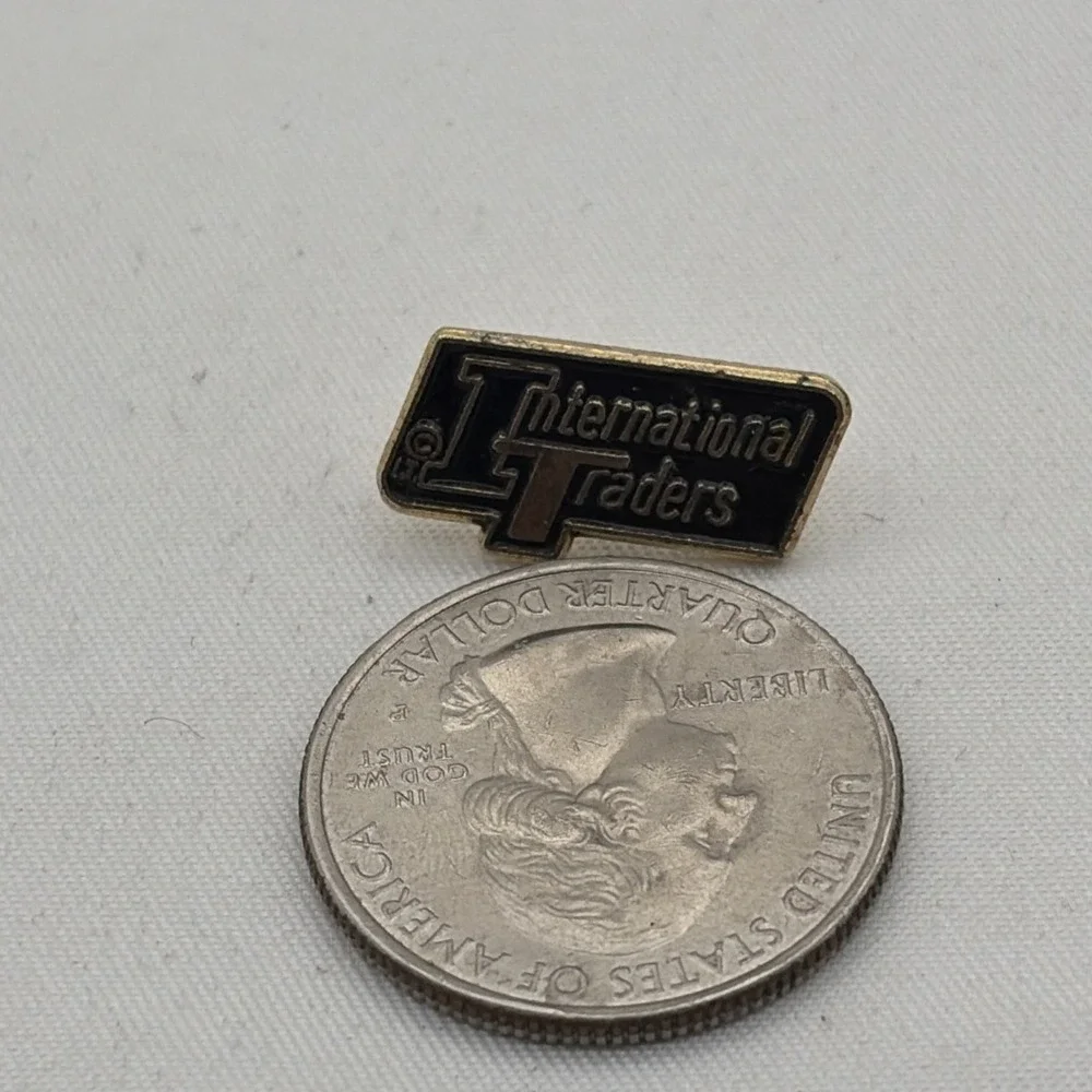 International Traders IT Logo Lapel Hat Pin